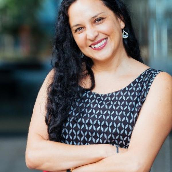Dr Angela Baeza